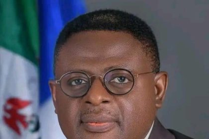 Otu Donates ₦20m to Armed Forces Fund