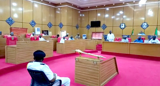 Six Zamfara PDP Lawmakers Defect to APC Amid Assembly Crisis