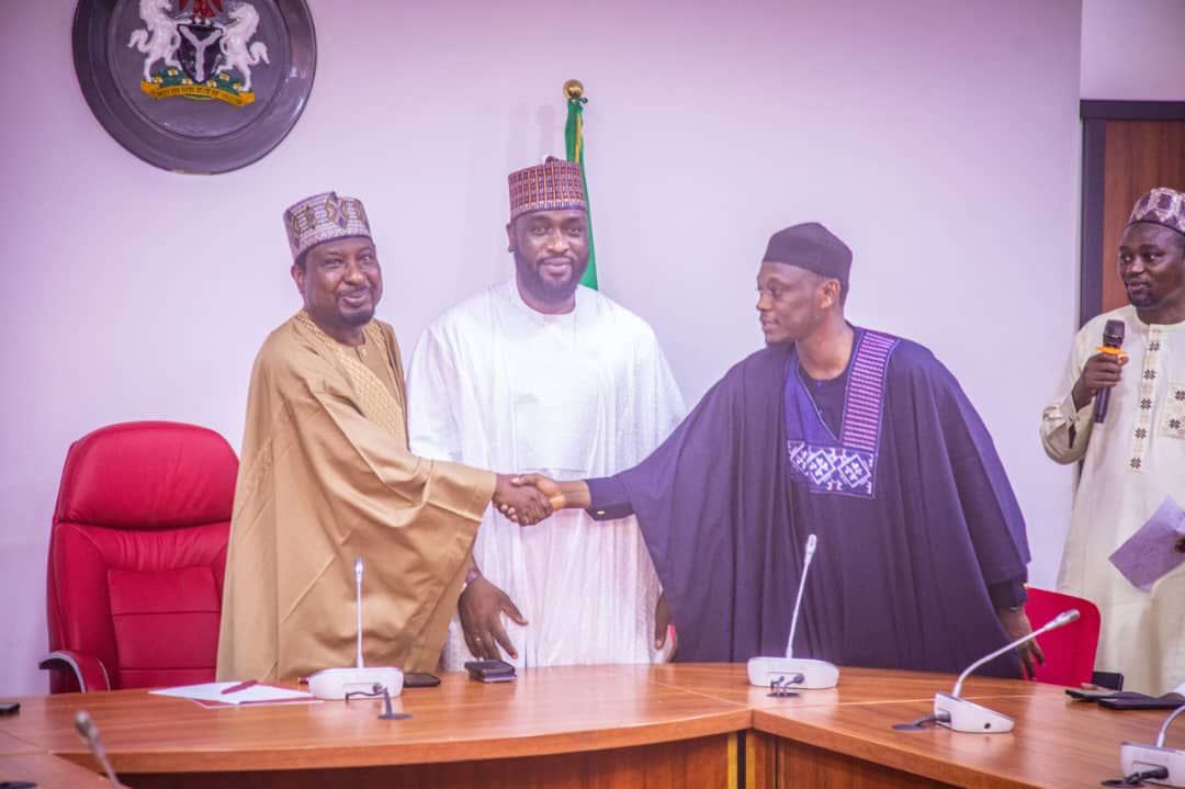 L-R: Deputy President of the Senate, Senate, Senator Barau I Jibrin welcomes Abba, the son of former Vice President, Atiku Abubakar, to the APC. With them is the North East Zonal Vice Chairman of the APC, Mustapha Salihu. Photo Credit: DPS Media Office.