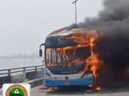 Fire Guts BRT Bus on Third Mainland Bridge