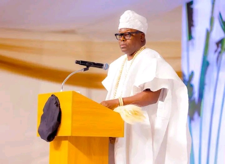 Sanwo-Olu Commends Oniru’s Leadership at Business Council Inauguration