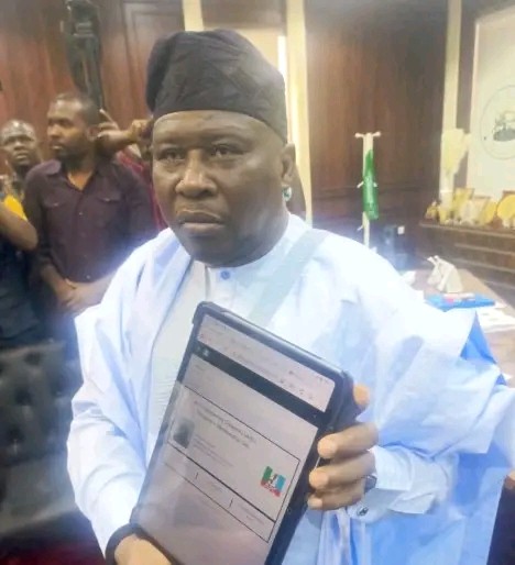 Governor Ahmadu Fintiri Defects To APC As Atiku’s Son Refuses To Dump PDP