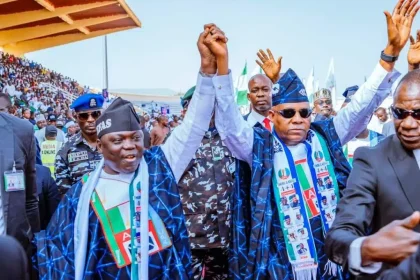 Taraba Governor Kefas Defects To APC