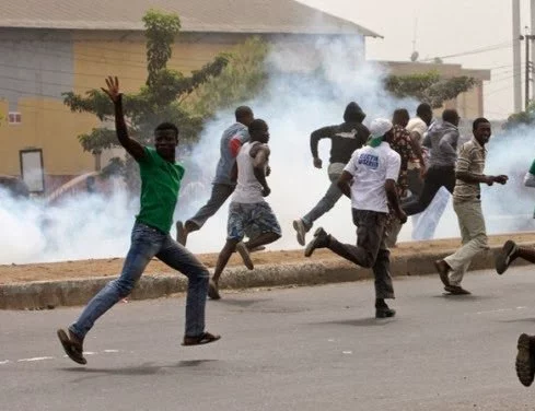 Thugs Attack ADC Secretariat In Edo