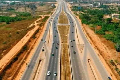 Eleko Residents Protest Planned 150m Setback on Lagos-Calabar Highway