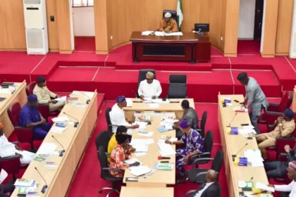 Osun Lawmakers Defect From PDP