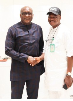 Lagos Public Service Club Honours Air Peace CEO Allen Onyema with Honorary Membership