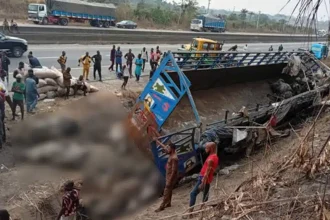 Six Dead, 23 Injured in Lagos Ibadan Expressway Crash