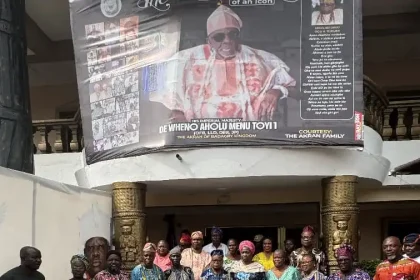 Abike Dabiri-Erewa Pays Condolence Visit to Late Akran of Badagry’s Palace