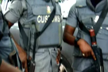 Customs Seize N1bn Cocaine at Seme Border, Arrest Suspect