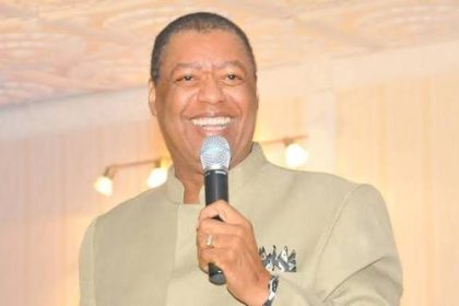 Gospel Icon Ron Kenoly Dies at 81