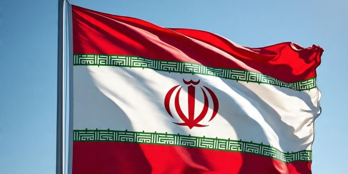 Iran Strikes US Naval Base in Bahrain, Explosions Rock Manama