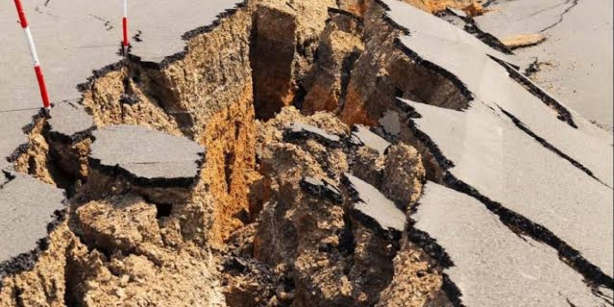 4.4-magnitude Earthquake Rattles Southern Iran Amid heavy U.S-Israeli Airstrikes
