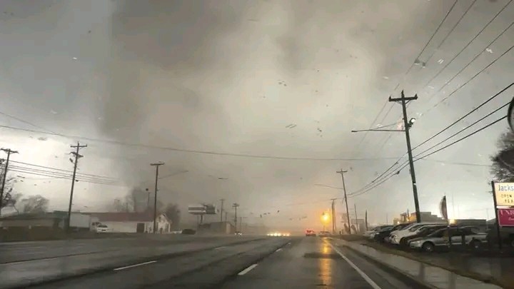 Four Dead, 12 Injured As Devastating Tornadoes Rip Through Michigan