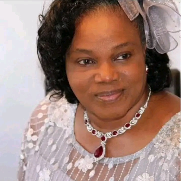 Tope Alabi Mourns Gospel Legend Toun Soetan as Tributes Pour In