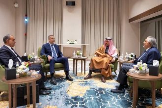 Pakistan Hosts Talks on Iran War
