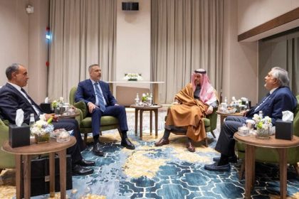 Pakistan Hosts Talks on Iran War