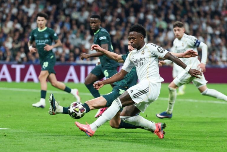 Valverde Hat-Trick Powers Real Madrid to 3–0 Win Over Man City