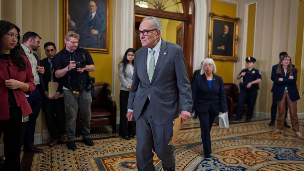 Senate Blocks Measure to Limit Trump’s Iran War Powers
