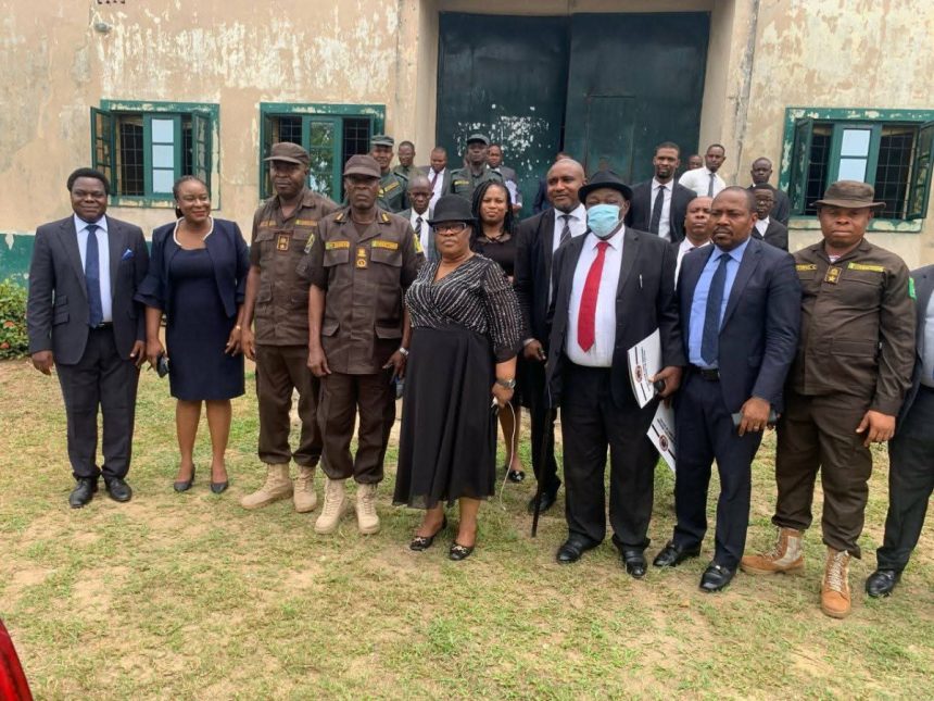 Judge Frees 37 Inmates Over Prolonged Detention in Akwa Ibom