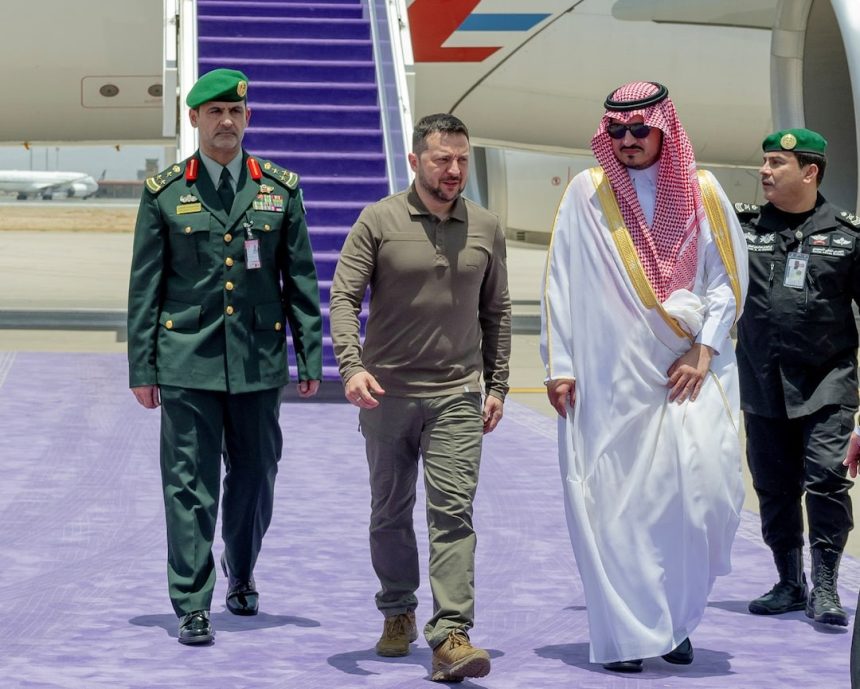 Zelenskiy Visits Saudi Arabia to Boost Middle East Ties