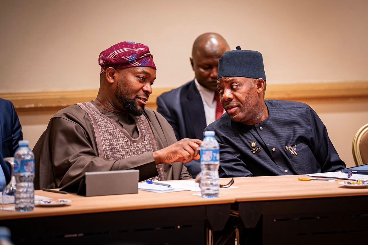 Dr. Tunji Alausa, Bosun Tijani Lead Plan to Bring Internet to Nigerian Schools
