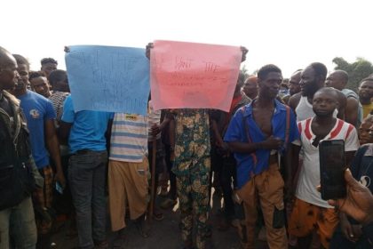 Residents Block Highway With Corpse Over Insecurity