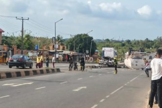 BREAKING: Fuel Tanker Falls in Front of LASUED, Noforija, Epe