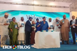 Photostory: Onibon Launches Memoir on Ethical Leadership