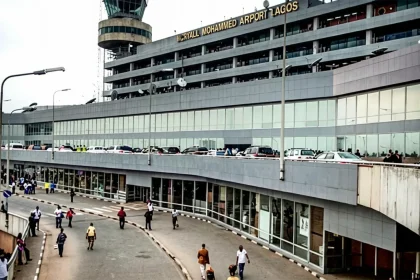 Gridlock Traps Travellers at MMA Tollgate Over New Payment System