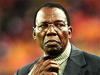 Former Super Eagles Coach Adegboye Onigbind is Dead