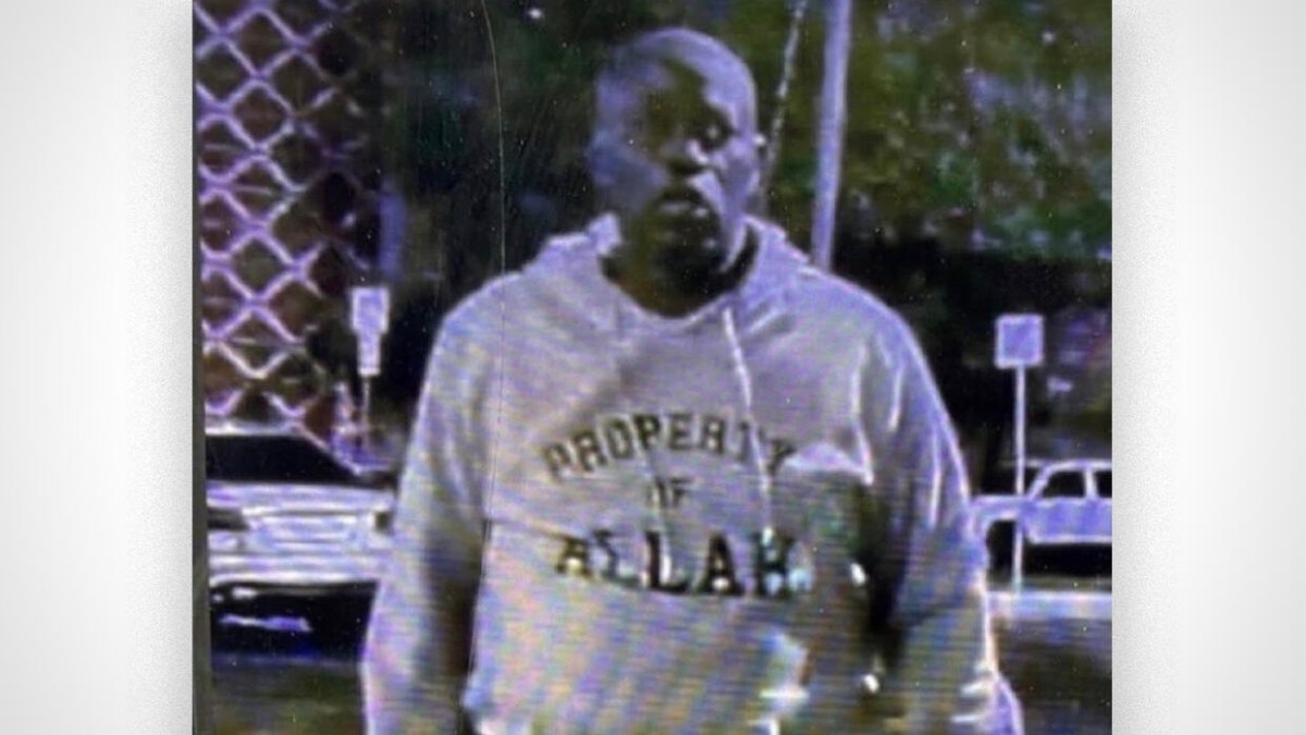 Austin Gunman wore "Property of Allah" Hoodie in Deadly Bar Attack, Sources Say