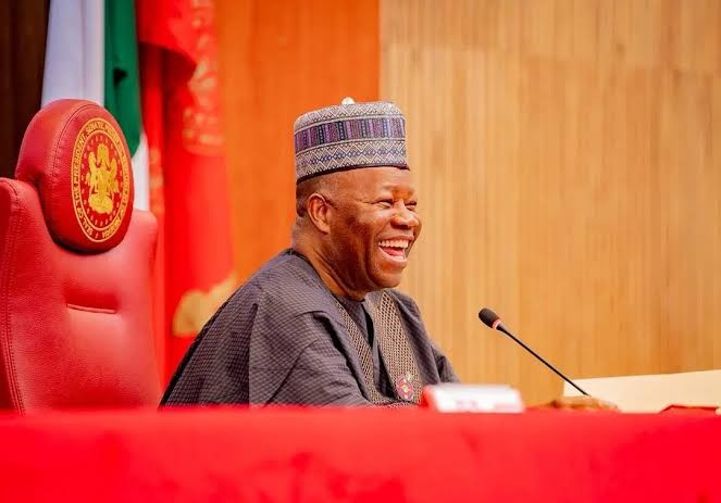 FG Tackle Insecurity - Akpabio
