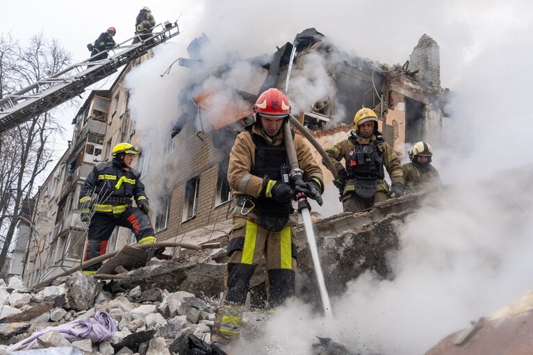 Russian Missile Strike Kills Eight in Kharkiv
