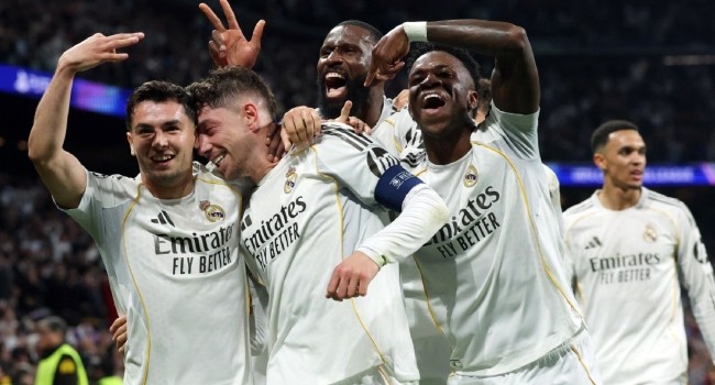 Valverde Hat-Trick Powers Real Madrid to 3–0 Win Over Man City