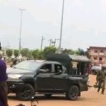 Security Personnel Trade Blows in Bayelsa During President Tinubu’s Official Visit