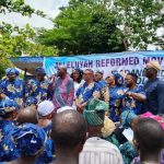 2027: Hosea Agboola Leads 1,000 PDP Defectors to APC, Backs Tinubu’s Re-election