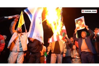 Tehran Protesters Burn US, Israeli Flags Amid Skepticism Over Newly Announced Ceasefire