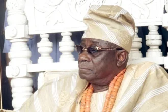 ‘Corruption Must Be Crushed’ - Oba Akiolu Assures EFCC of Support