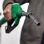 BREAKING: Oil Prices Plunge 11% After Iran Officially Reopens Strait of Hormuz