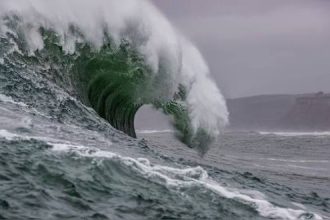 7.4 Earthquake Hits Japan, Tsunami Warning Issued