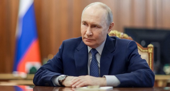 Ukraine Accuses Russia of Violating Easter Ceasefire