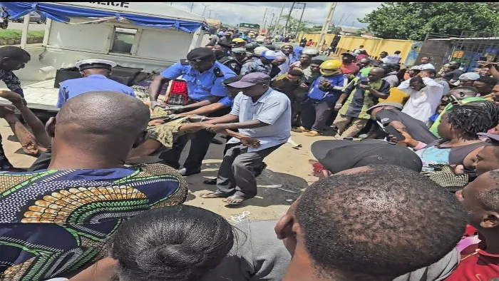 Tipper Truck Crushes Two Fruit Sellers to Death in Akure