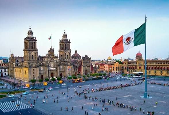 Mexican Airlines Block Travelers From Ebola-Hit Nations Ahead of Global Tournament