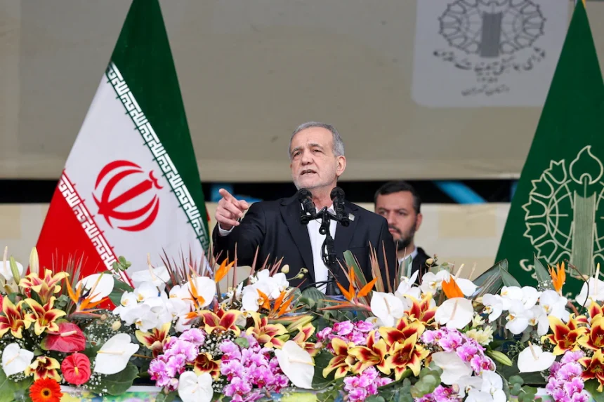 Iran Orders Restoration of Global Internet Access