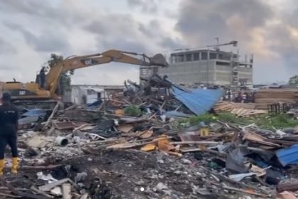 Maiyegun-Lekki Beach Undergoing Clearance Operation - Wahab