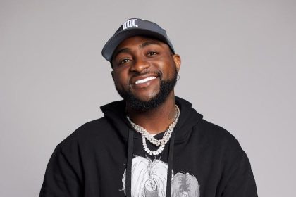 Afrobeats Icon Davido Ends Solo Hiatus With Explosive 2026 Debut Single "I Know Who I Be"