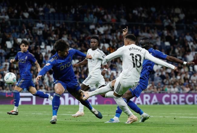 Mbappé Booed As Real Madrid Beat Oviedo 2-0