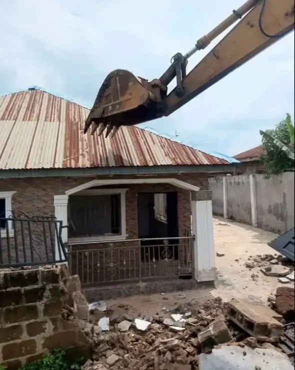 Oyo State Govt Demolishes Abductor's Hideout Following Rescue of Adelabu’s Family