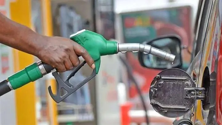 Petrol Prices Set to Drop to N1,200 as Dangote Refinery Cuts Ex-Depot Rates Following Global Oil Slump